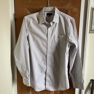 Classic M Banana Republic striped shirt - non-iron tailored slim